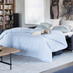 Прямой раскладной диван Nokto синего цвета (для сна на каждый день)
